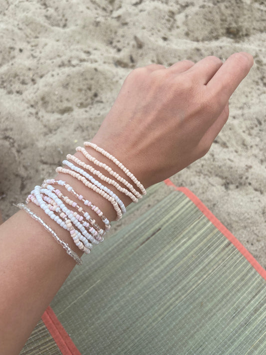 Bracelets x 12