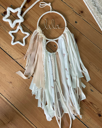 Attrape-rêves bohème blanc, écru, beige doux, fleurs séchées - Lila - personnalisable