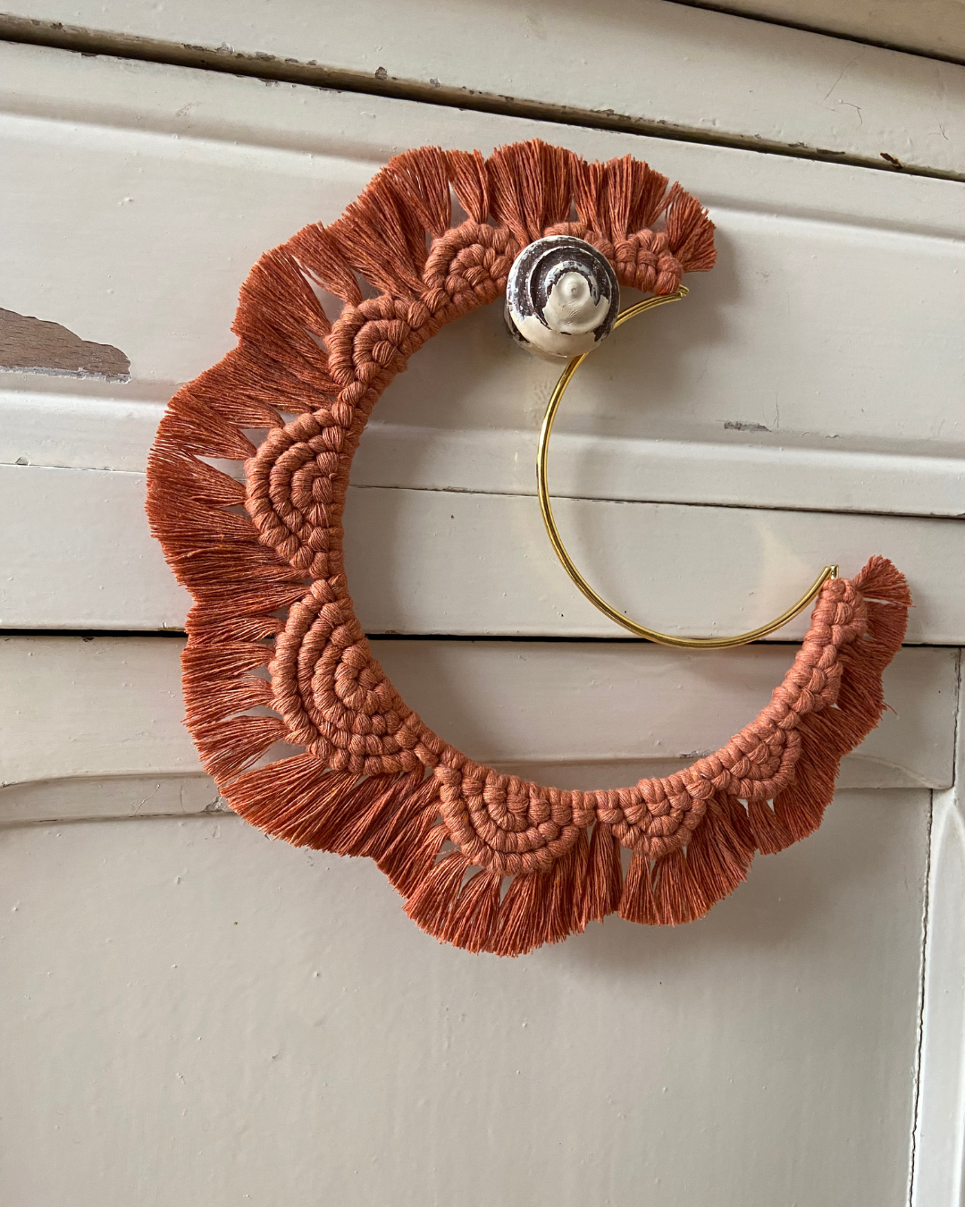 Lune macramé terracotta