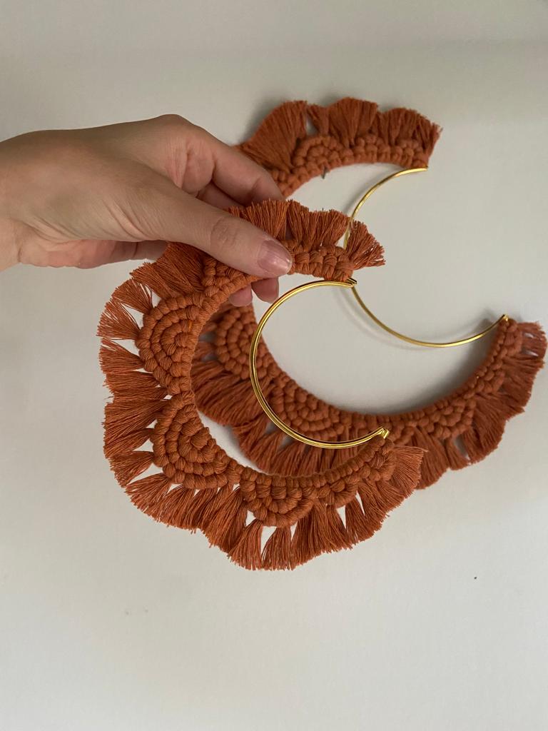 Lune macramé terracotta